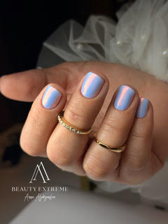 Kort negledesign med Beauty Extreme-logo